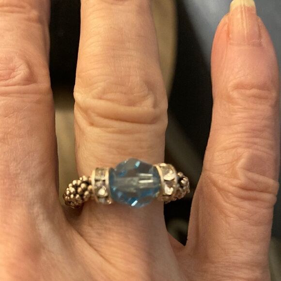 Kelly Colleen NWOT Sterling Silver Stretch Ring with Swarovski Crystals. - Picture 3 of 3